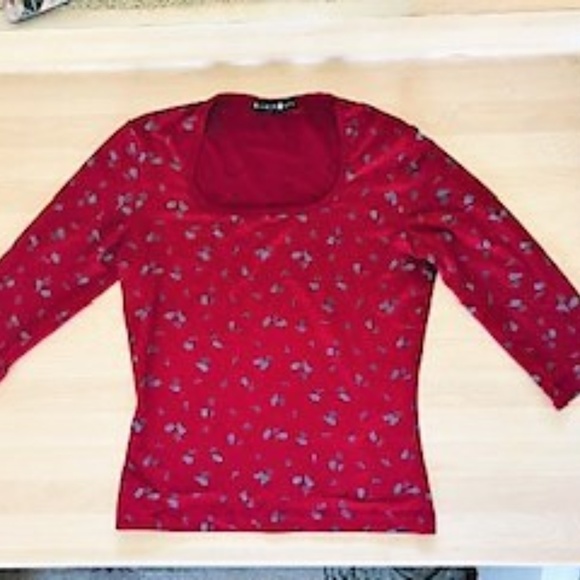 Silvergate Stretchy Top - Picture 6 of 6